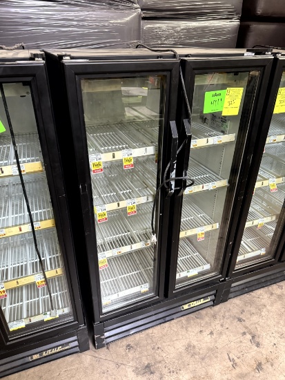 TRUE GDM-30-LD GLASS DOOR COOLER