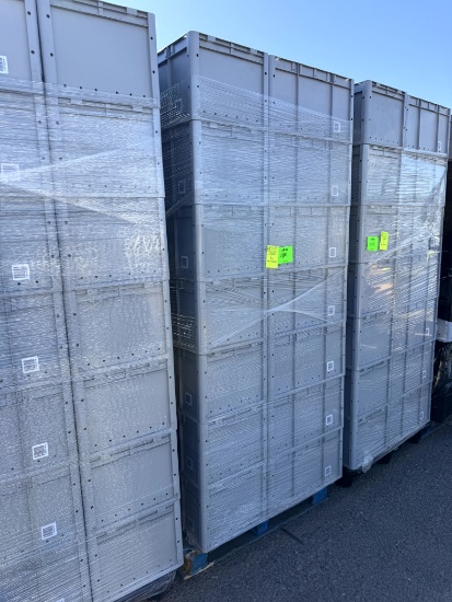 PALLET OF PLASTIC TOTES