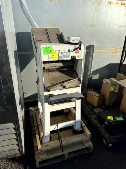 2013 OLIVER BREAD SLICER