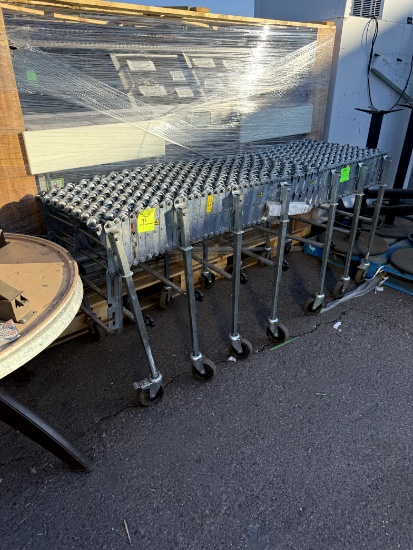 NESTAFLEX 226 CONVEYOR TABLE
