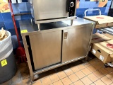 STAINLESS STEEL TABLE