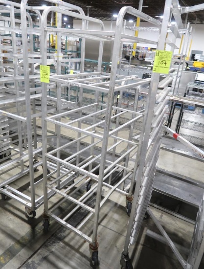 aluminum tub/tray rack