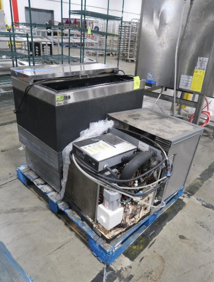Follett ice maker w/ storage bin