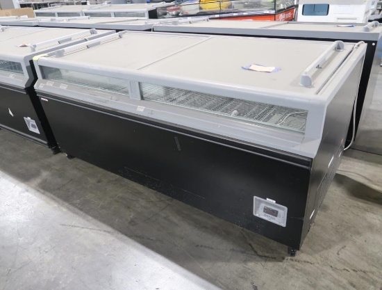 AHT freezer, self-contained