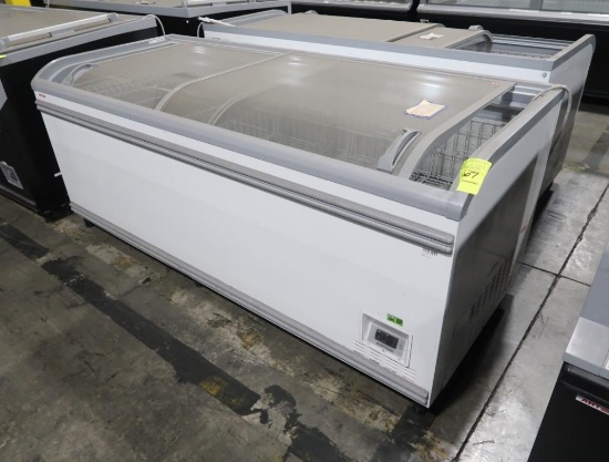 AHT freezer, self-contained