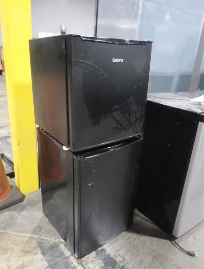 countertop mini refrigerators