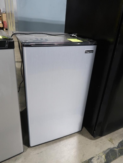 Magic Chef undercounter refrigerator