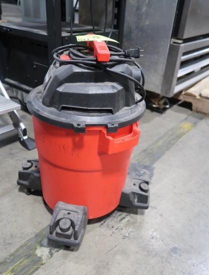 Bauer 6 gal wet/dry vacuum