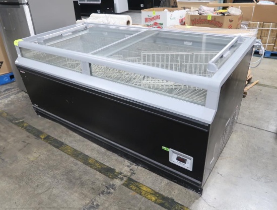 AHT freezer, self-contained
