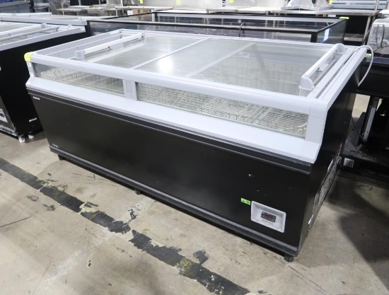 AHT freezer, self-contained