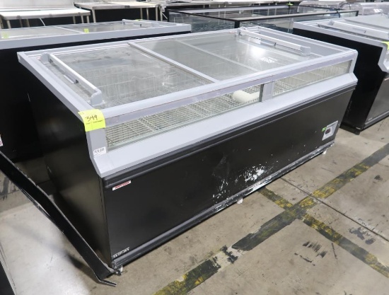 AHT freezer, self-contained