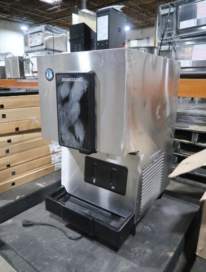Hoshizaki self-contained ice maker, ice & water dispenser