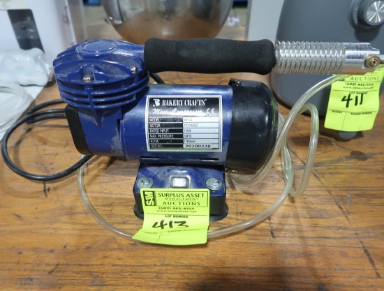 Bakery Crafts mini compressor, for cake decorating