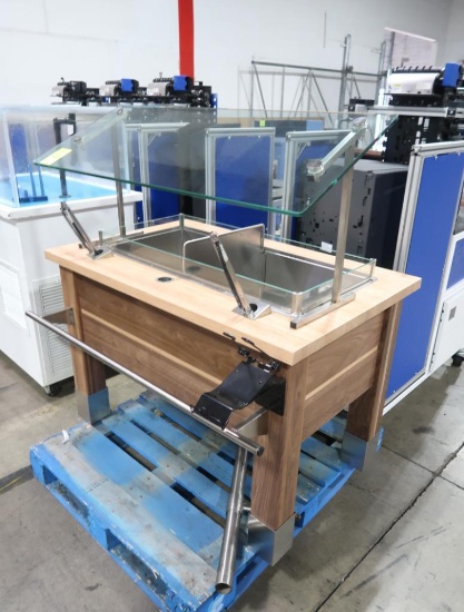 bolillo merchandiser w/ tongs, new