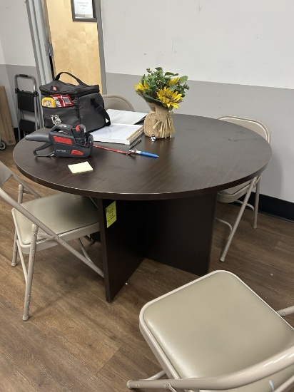 4FT ROUND WOODEN TABLE