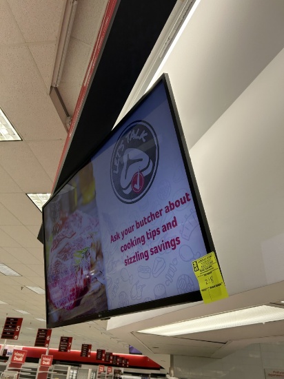 LG 50IN COLOR DISPLAY W/ MOUNT