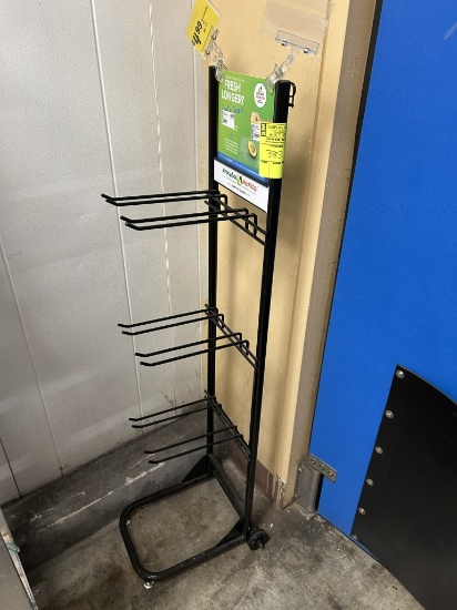 SMALL METAL MERCHANDISER