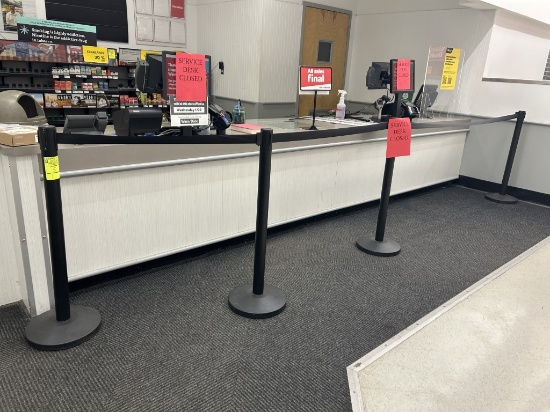 (4) MONTOUR LINE STANCHIONS
