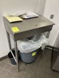 STEEL RECEIVING DESK