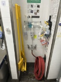 GROUP OF JANITORIAL ITEMS