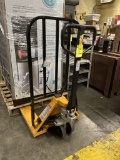 NOBLELIFT MANUAL PALLET JACK