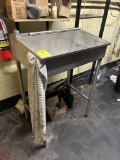 STEEL RECEIVING DESK