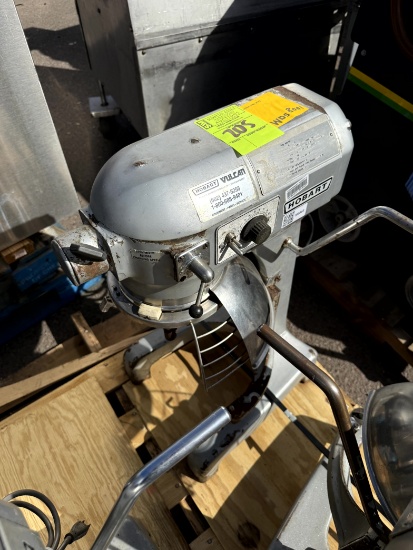 HOBART 20QT MIXER