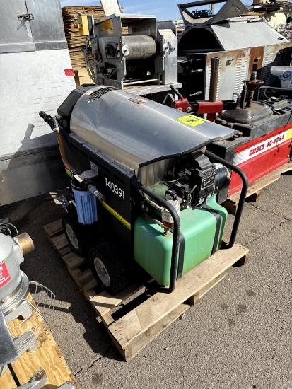 COMMERCIAL PRESSURE WASHER