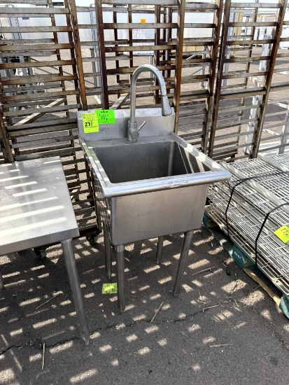 SINGLE BASIN STAINLESS SINK