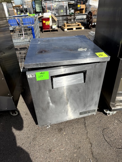 TRUE UNDER COUNTER COOLER