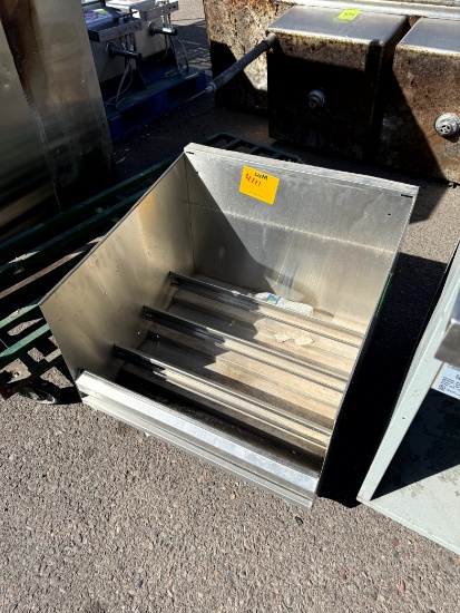 BAR BACK LIQUOR RAIL FIXTURE
