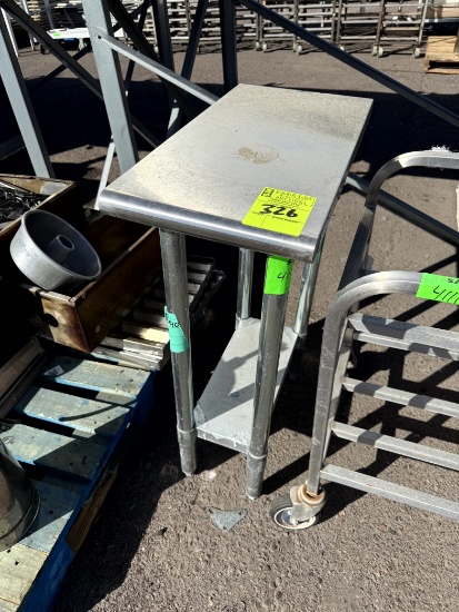 STAINLESS STEEL TABLE