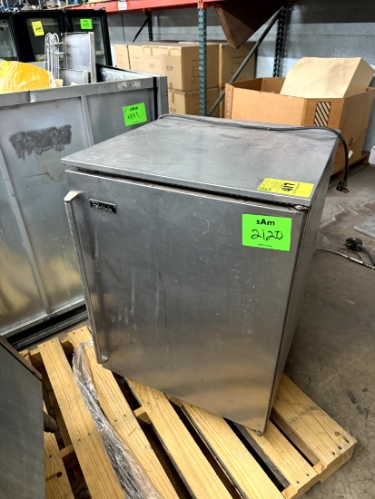 PERLICK STAINLESS CHILLER
