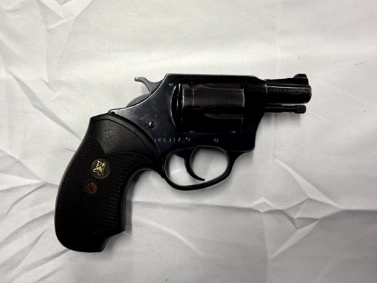 REVOLVER, CHARTER ARMS UNDERCOVER, 38 SPECIAL