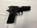 PISTOL, SMITH AND WESSON MODEL 915, 9MM (USA)