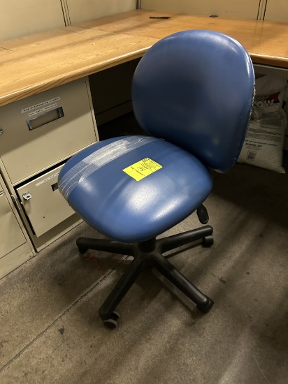 OFFICE CHAIR