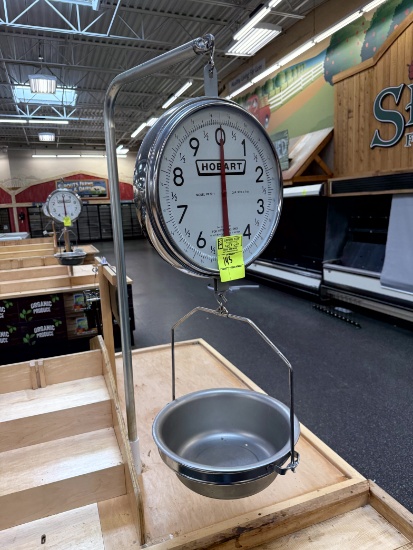 HOBART 30LBS SCALE WITH POST