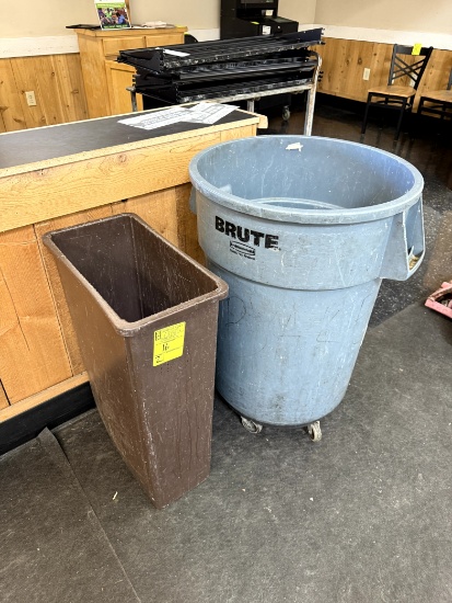 ASSORTED TRASH CANS