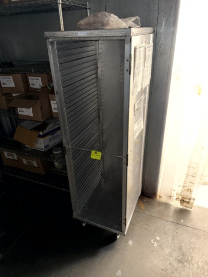 TRANSPORT CART FOR SHEET PANS