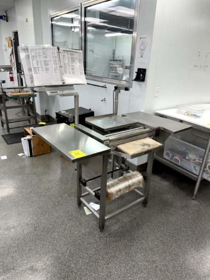 HEAT SEAL WRAPPING STATION