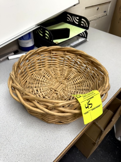 WHICKER BASKET