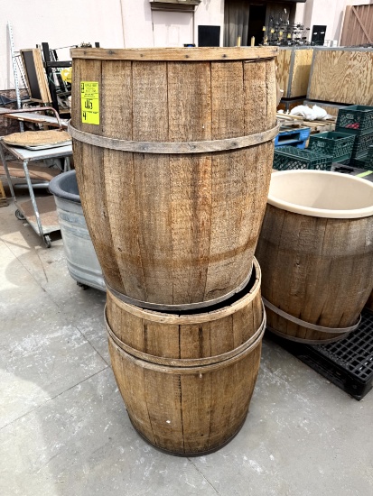 WOOD BARRELL MERCHANDISER