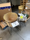 BASKET HOLDERS WITH ONE BASKET