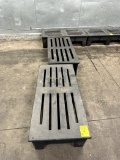 DUNNAGE RACKS