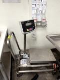HOBART 300LBS SCALE