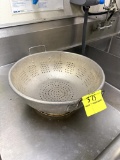STRAINER BOWL