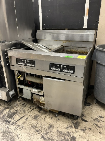 FRYMASTER GAS DOUBLE FRYER