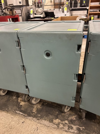 CAMBRO PLASTIC INSULATED TRANSPORT CABINET