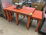 GROUP OF NESTING MERCHANDISING TABLES