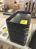 STACK OF 11IN X 18IN PLASTIC CAFÉ TRAYS